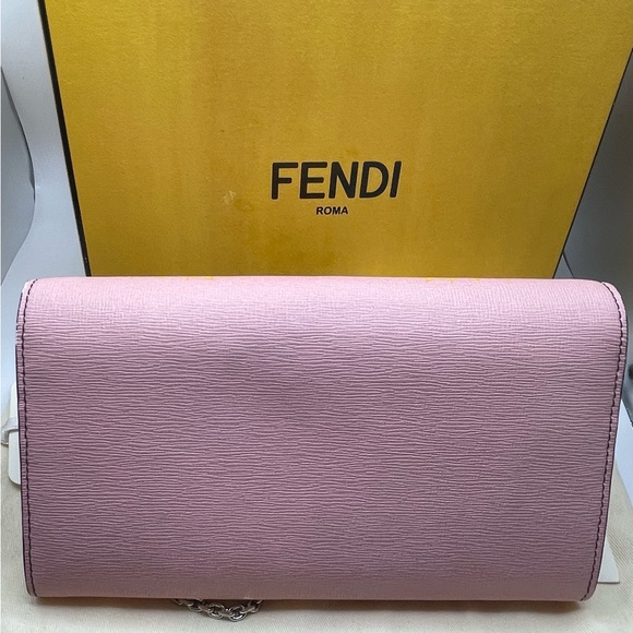 NEW!  Fendi Monster Wallet On Chain Pink - Picture 8 of 10